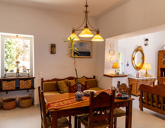 The dining table of Pelagos Residence in Sifnos