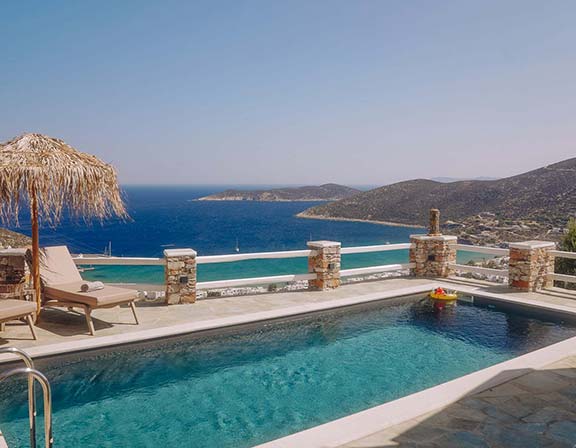 Pool with view at Platis Gialos