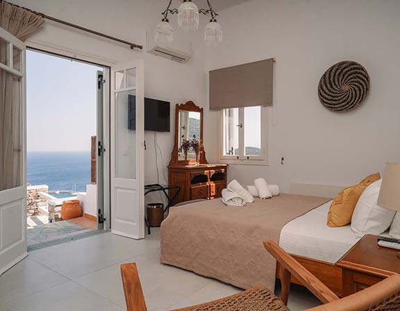 The master bedroom of Pelagos Residence in Sifnos