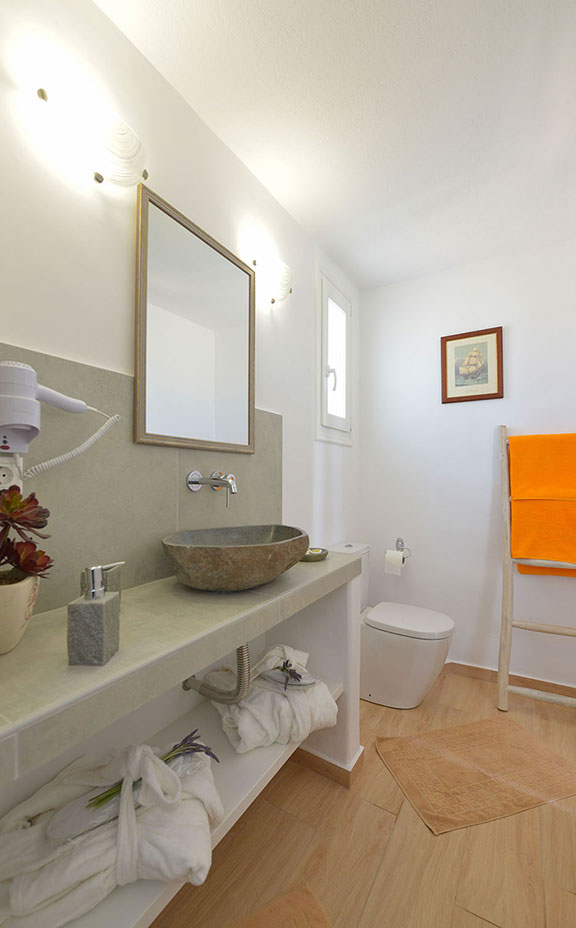 Bathroom of Villa Pelagos