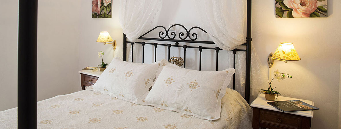 Chambre principale avec lit double